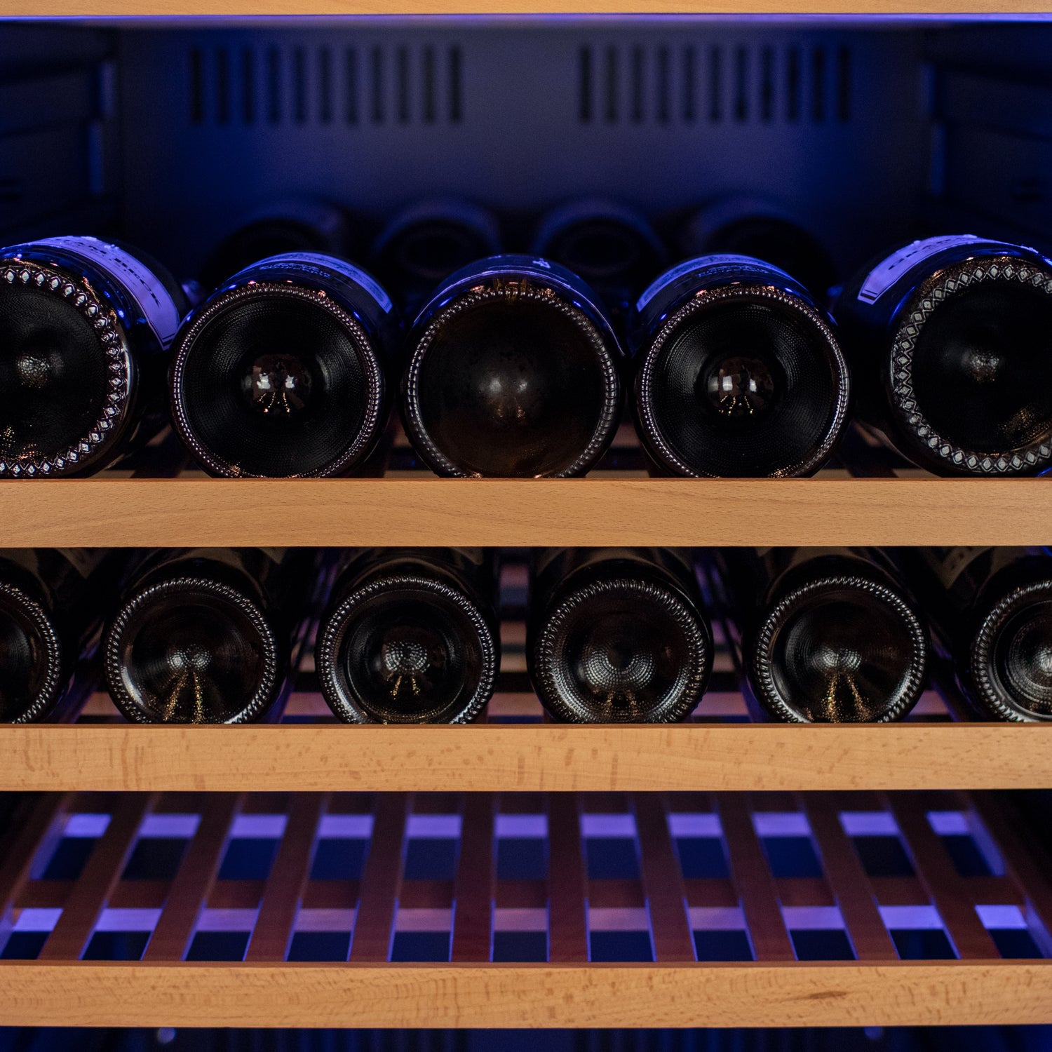 Allavino Single Zone Wine Vault- Solid Black Right Hinge Door